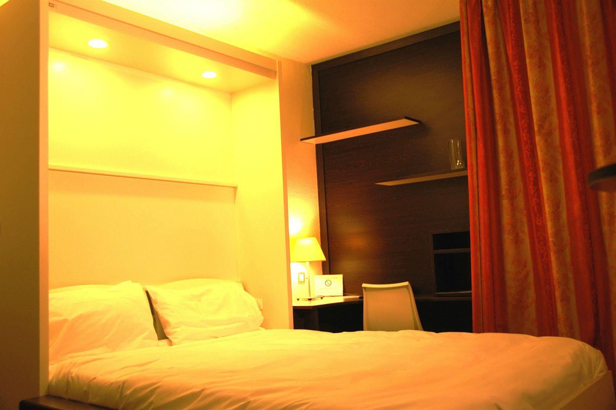 At Home Appart Hotel Toulouse Dış mekan fotoğraf